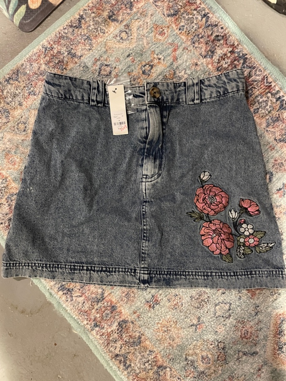 NWT denim skirt with floral